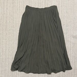 Stretchable  Pleated Skirt